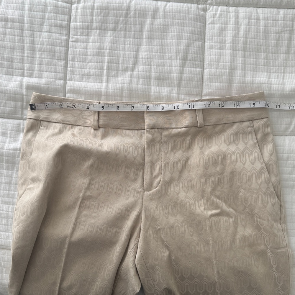 Banana Republic textured beige hampton pant trousers, size 4 - Picture 4 of 9